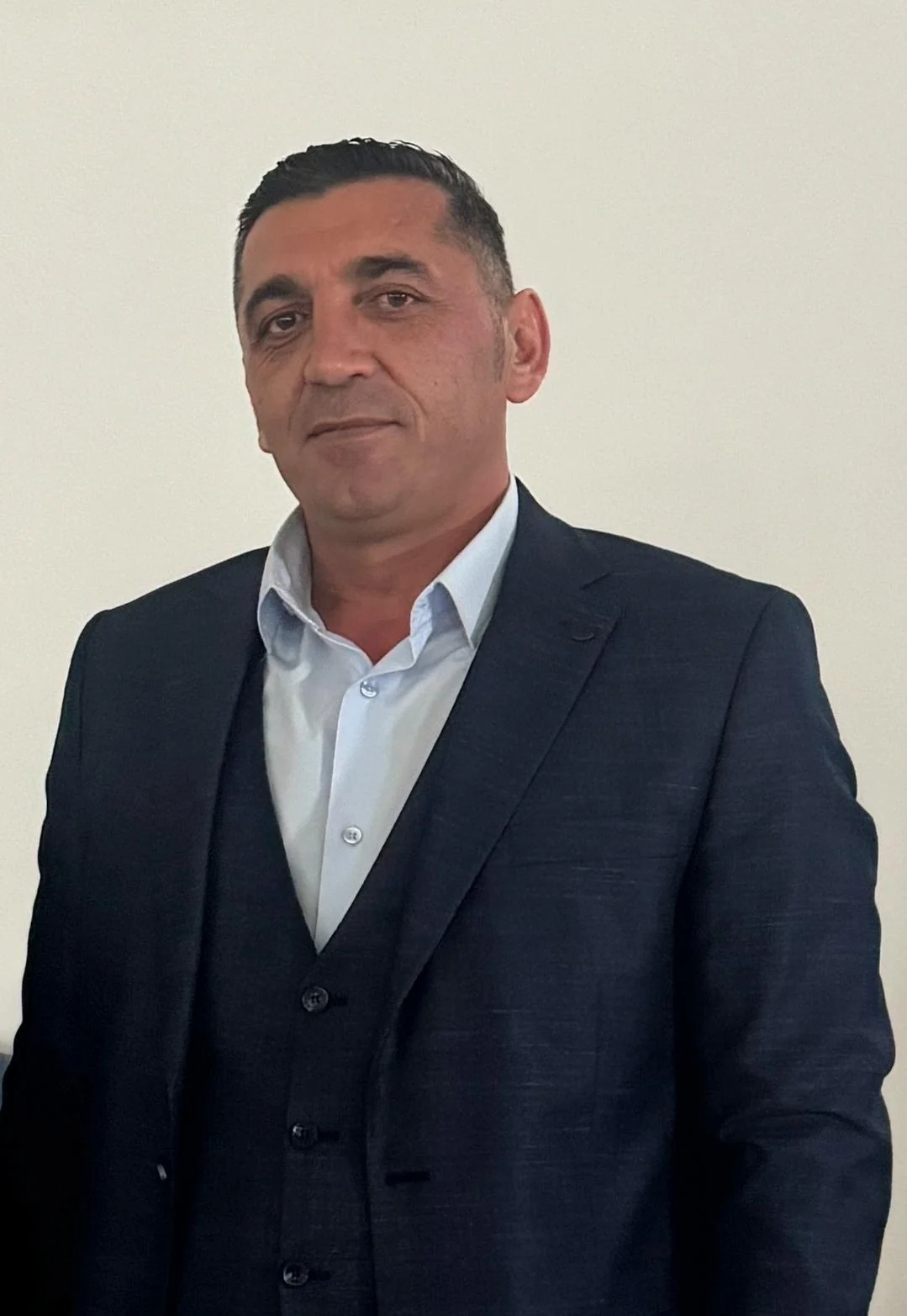 Inhaber Ömer Özdemir von Driving Service 66